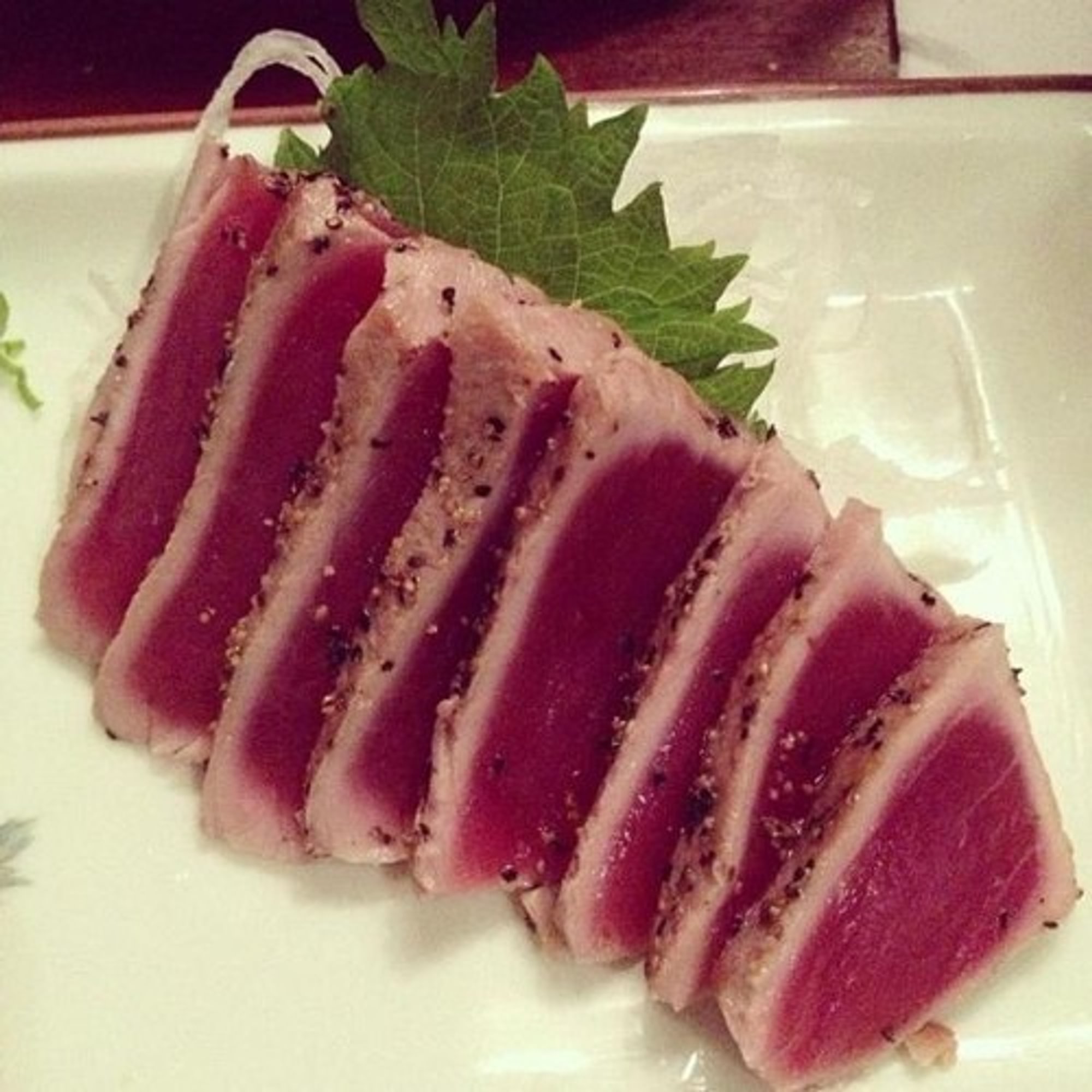 <Tuna Tataki* $12