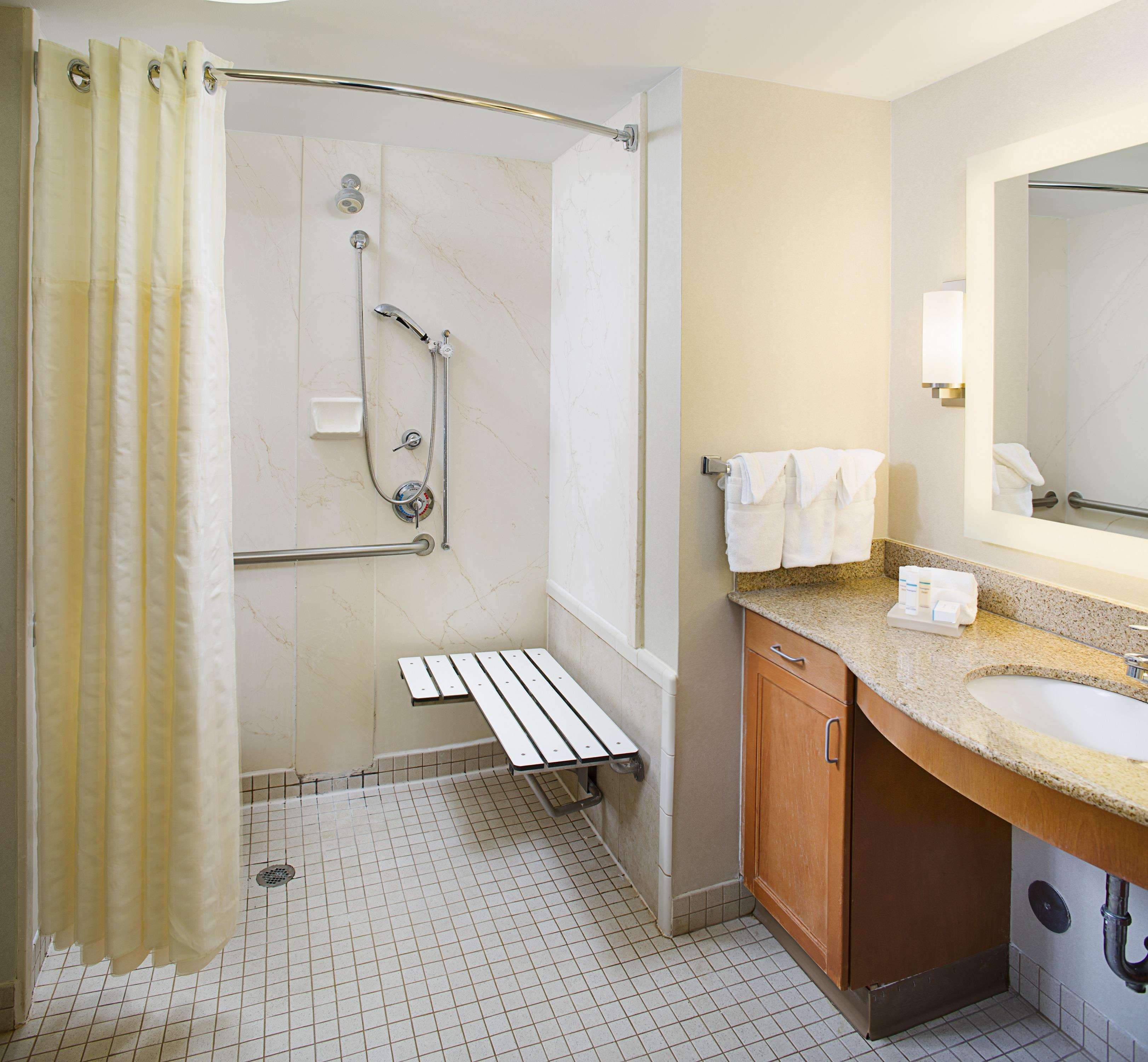 Homewood Suites by Hilton Cleveland-Solon Photo