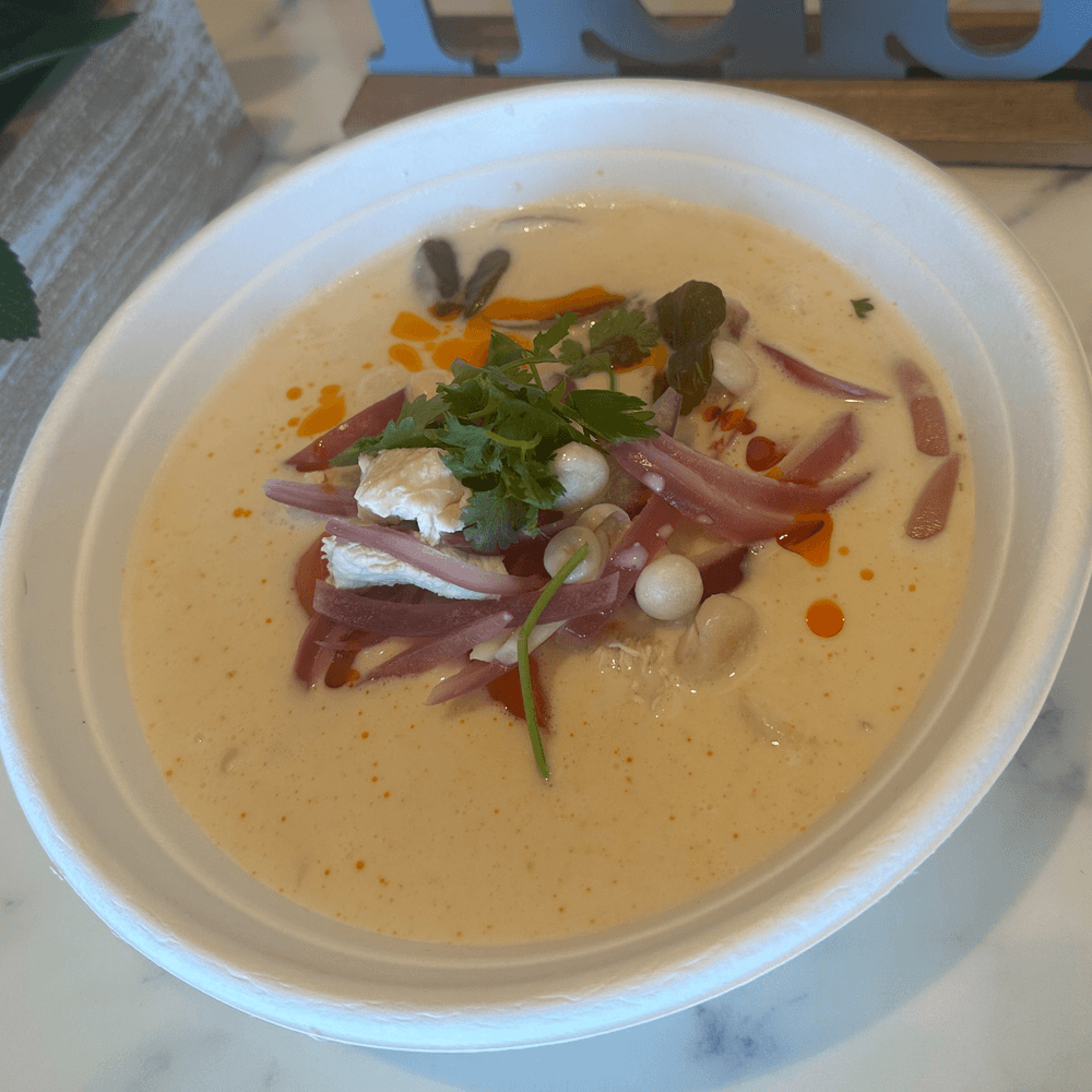 Tom Kha (Coconut Milk Soup) (Large)