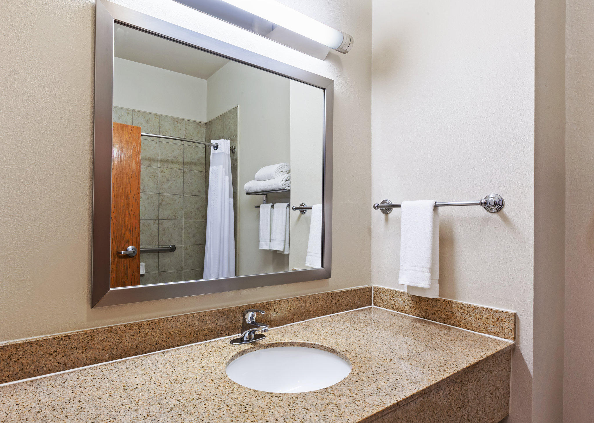 Holiday Inn Express & Suites Pharr Photo