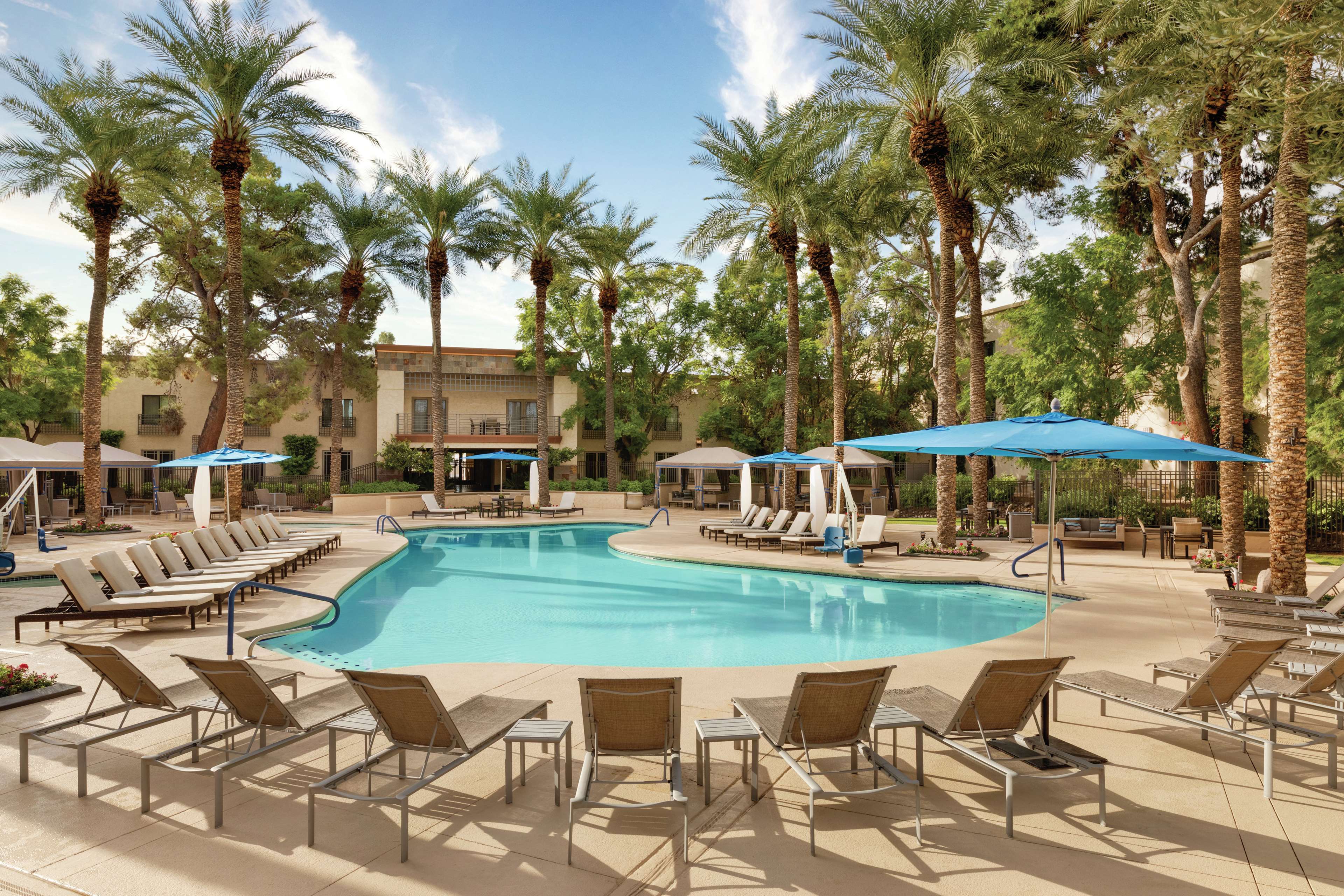 Hilton Scottsdale Resort & Villas Photo