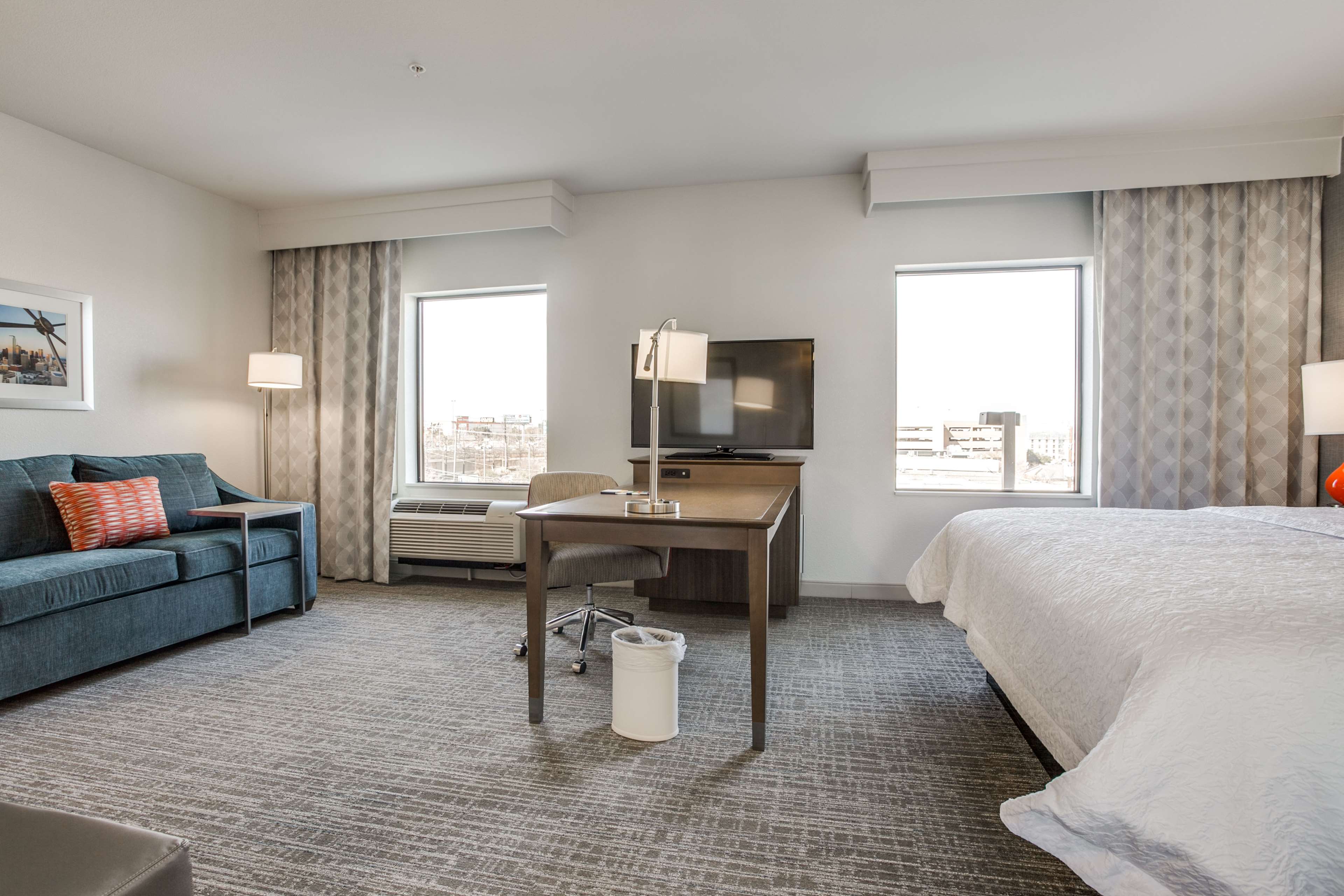 Guest room