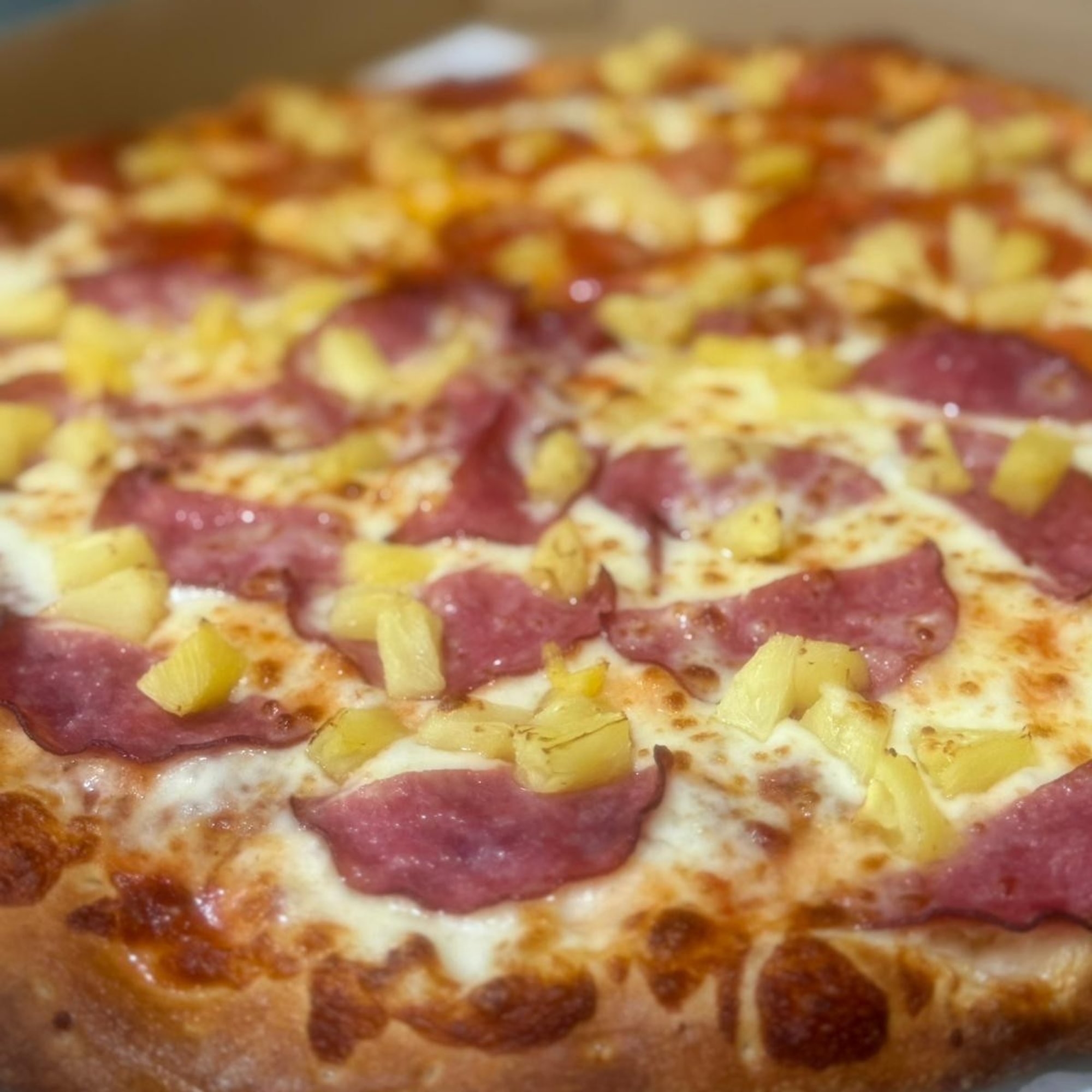 Hawaiian Pizza