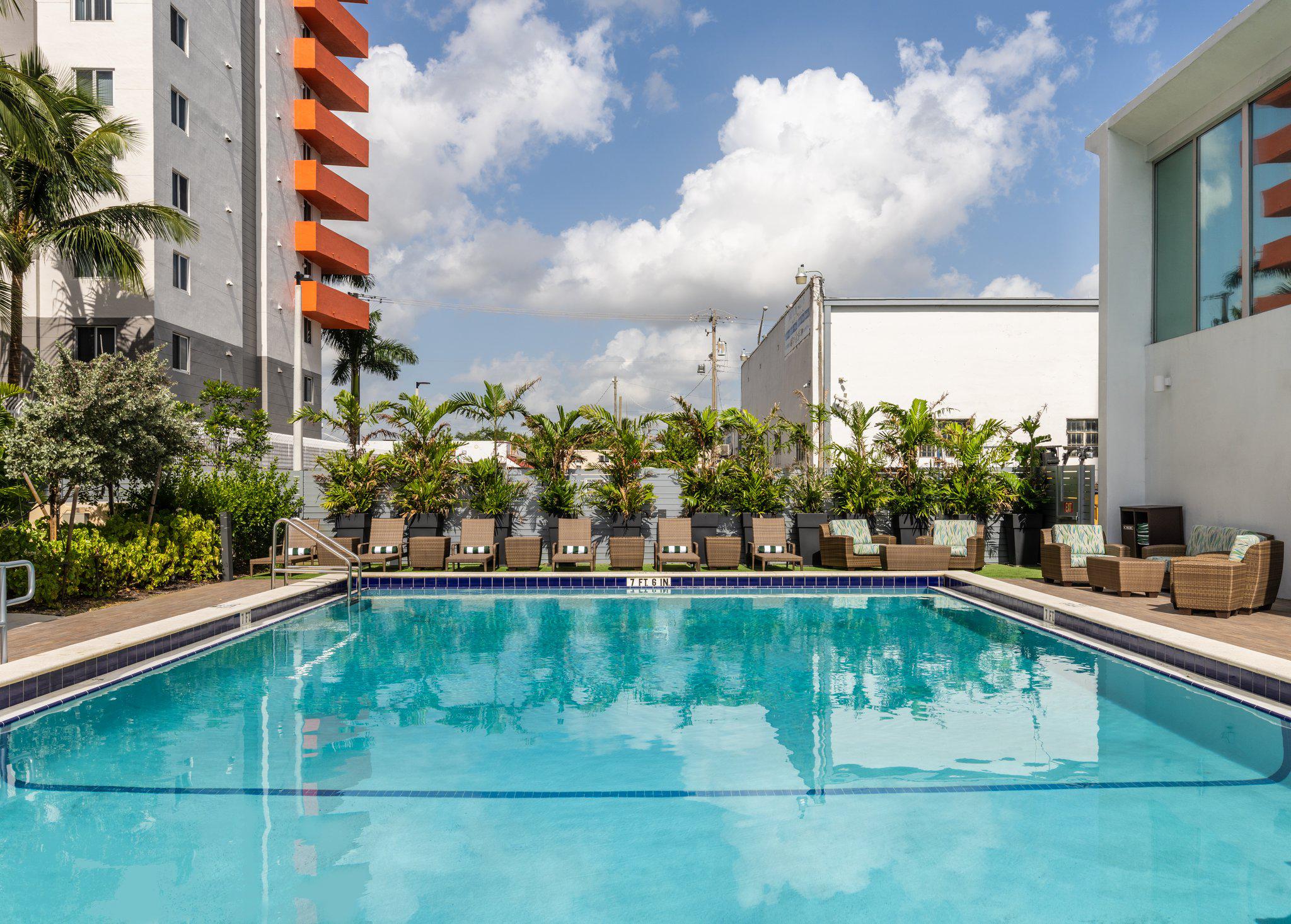 Holiday Inn Miami North – I-95 Photo