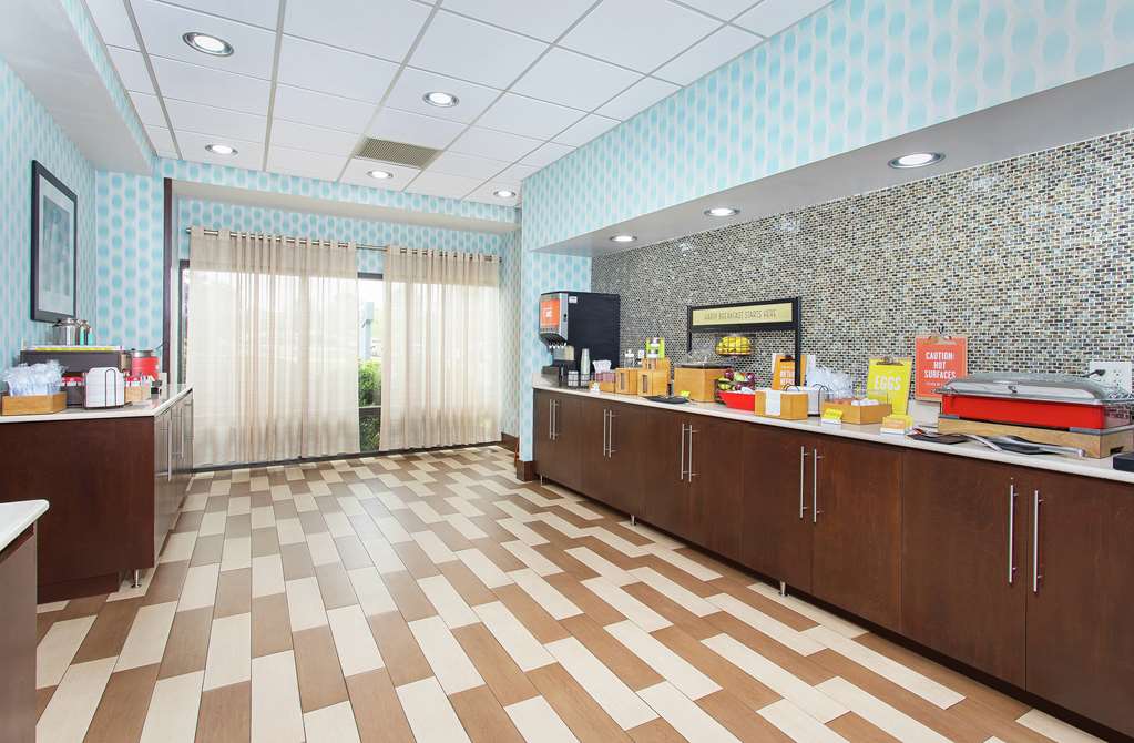 Hampton Inn Cullman Image