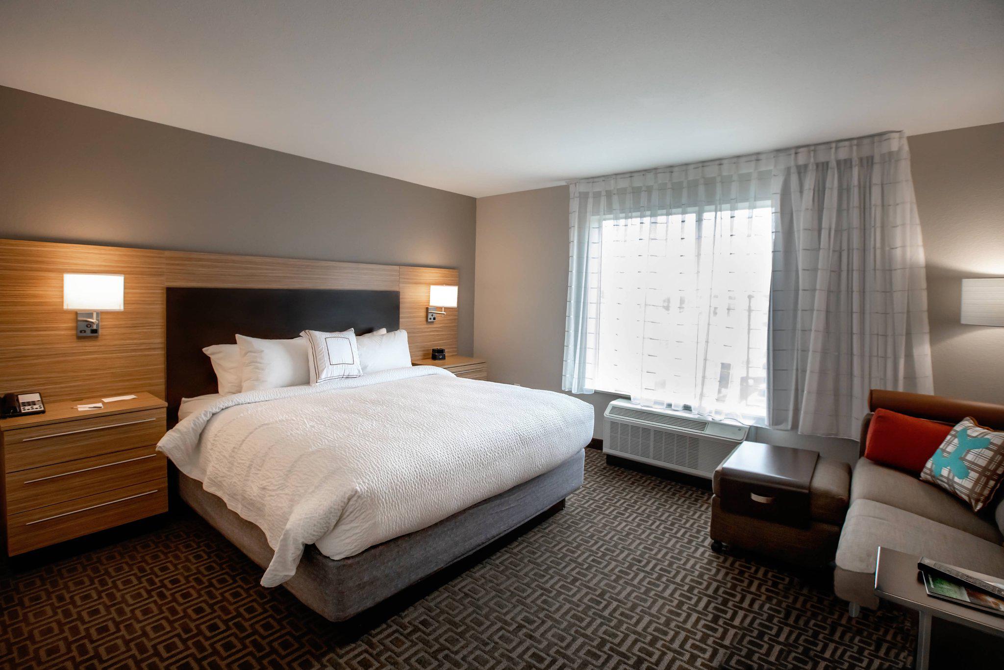 TownePlace Suites by Marriott Louisville Airport Photo