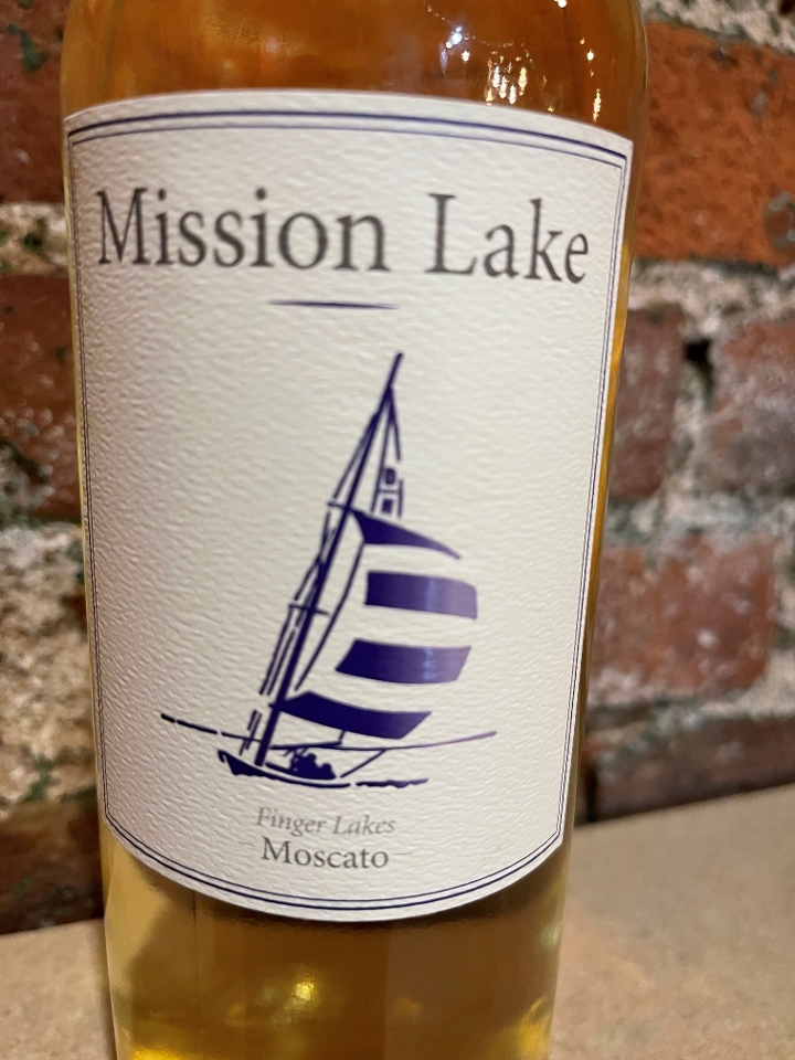 Moscato, Mission Lake, Finger Lakes NY