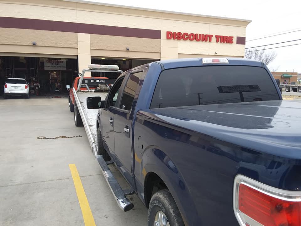 American Pride Customs Towing &amp; Recovery Logo