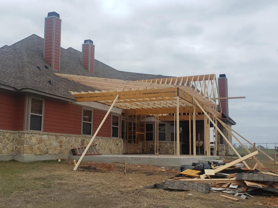 Flores Roofing & Construction Image