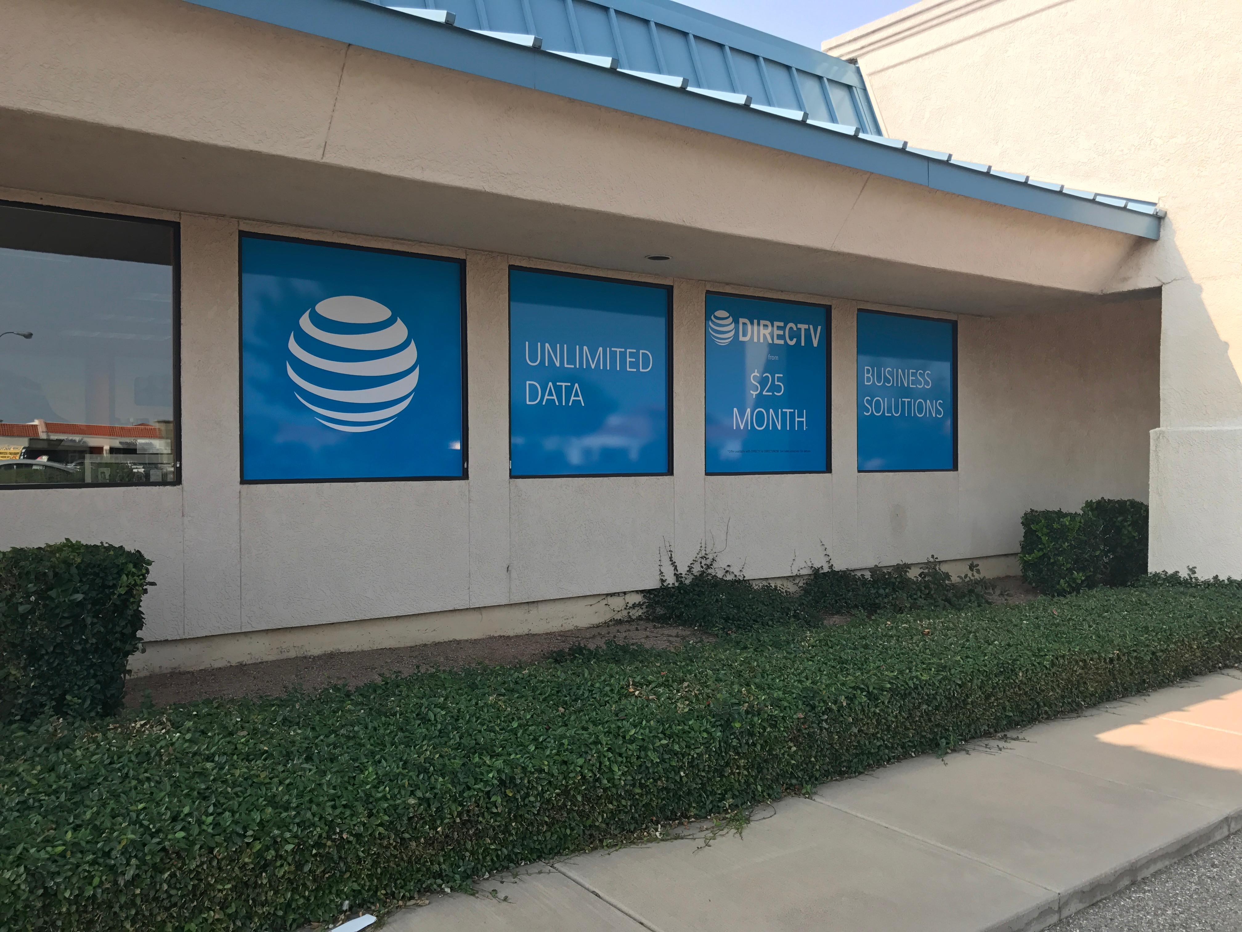 AT&T Store Photo