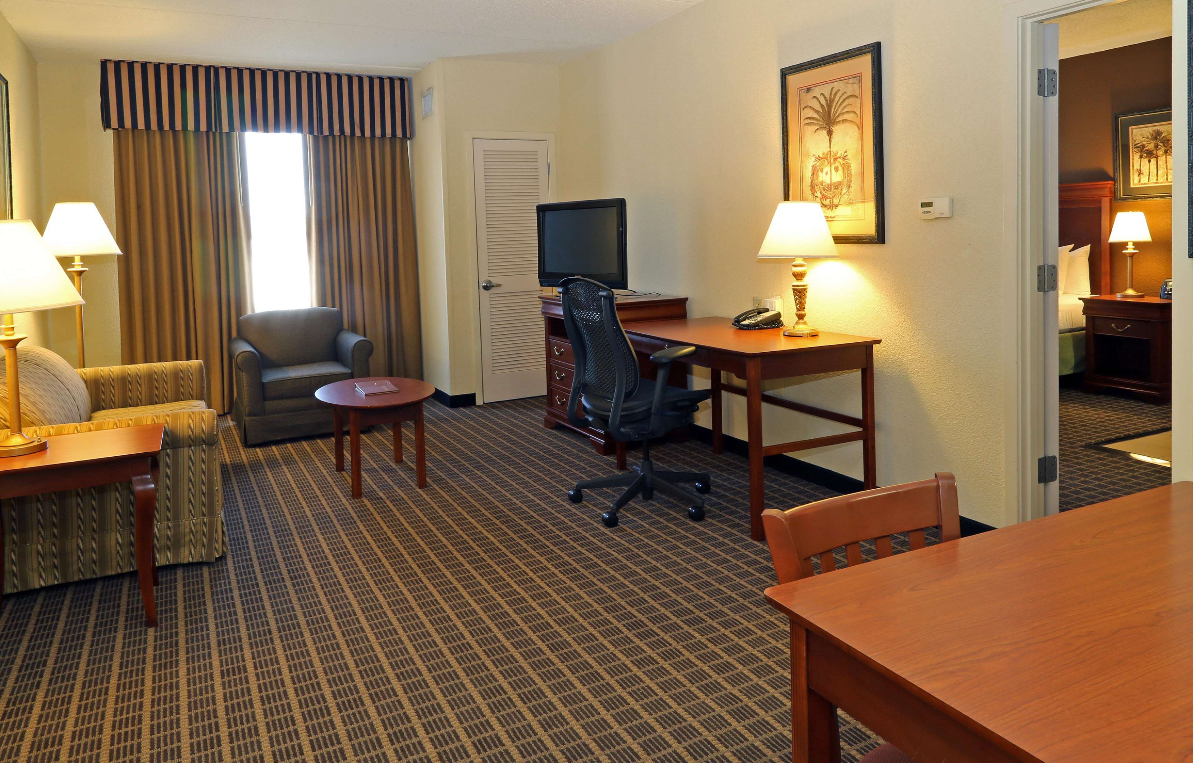 Homewood Suites by Hilton Columbia Photo