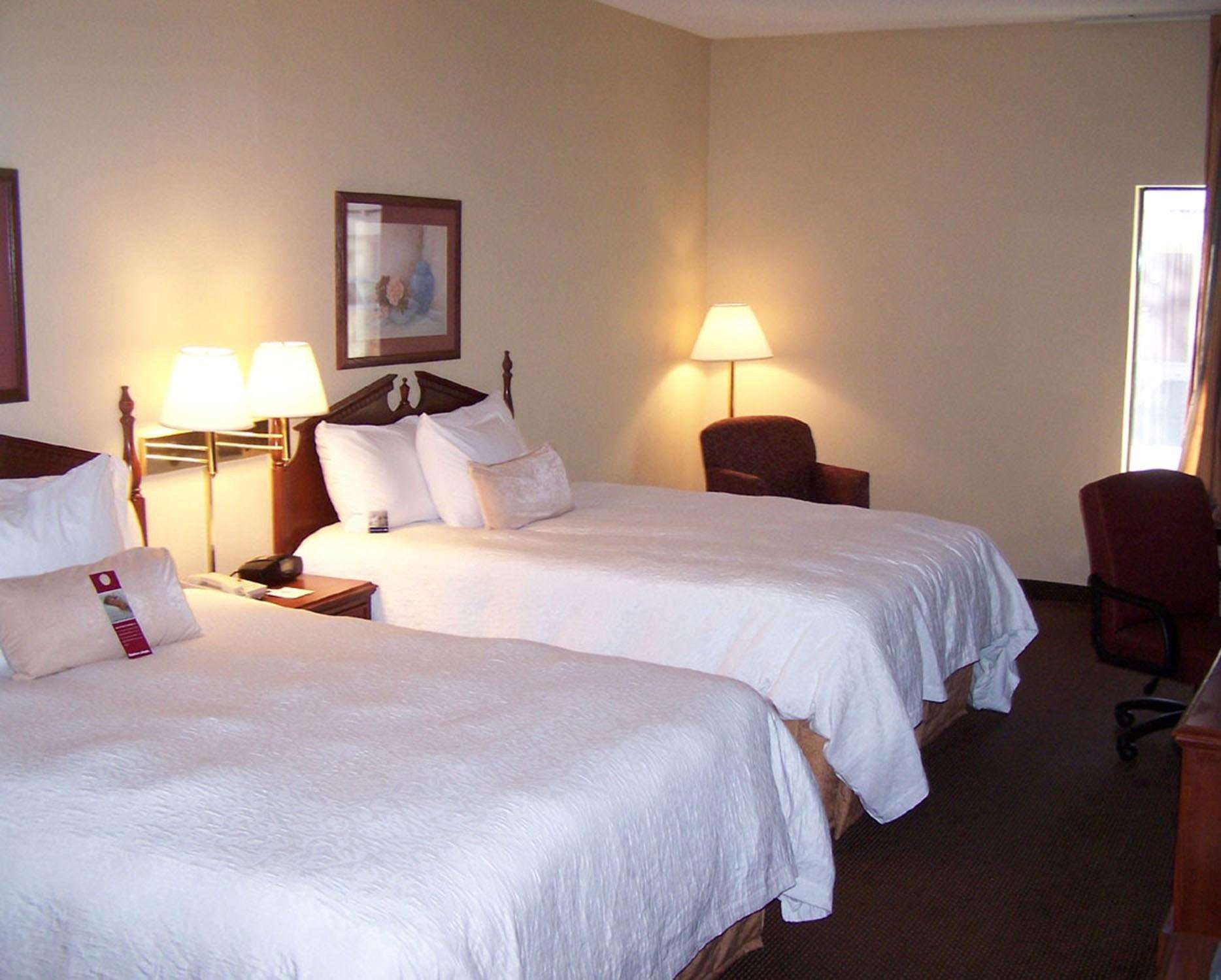 Hampton Inn Columbus-South Photo