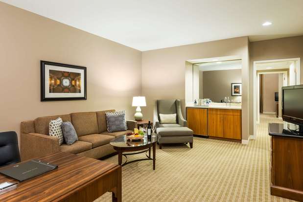 Images Hilton Indianapolis Hotel & Suites