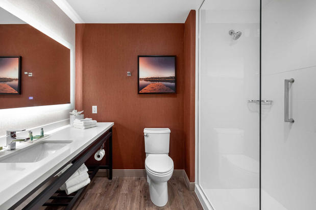 Images Cambria Hotel Omaha Downtown