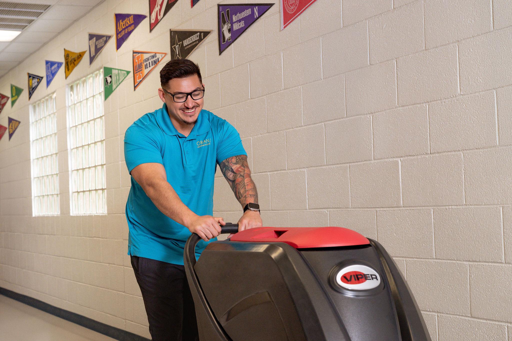 Oranje Commercial Janitorial in Phoenix Image