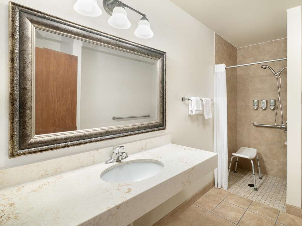 Best Western Red Hills Image