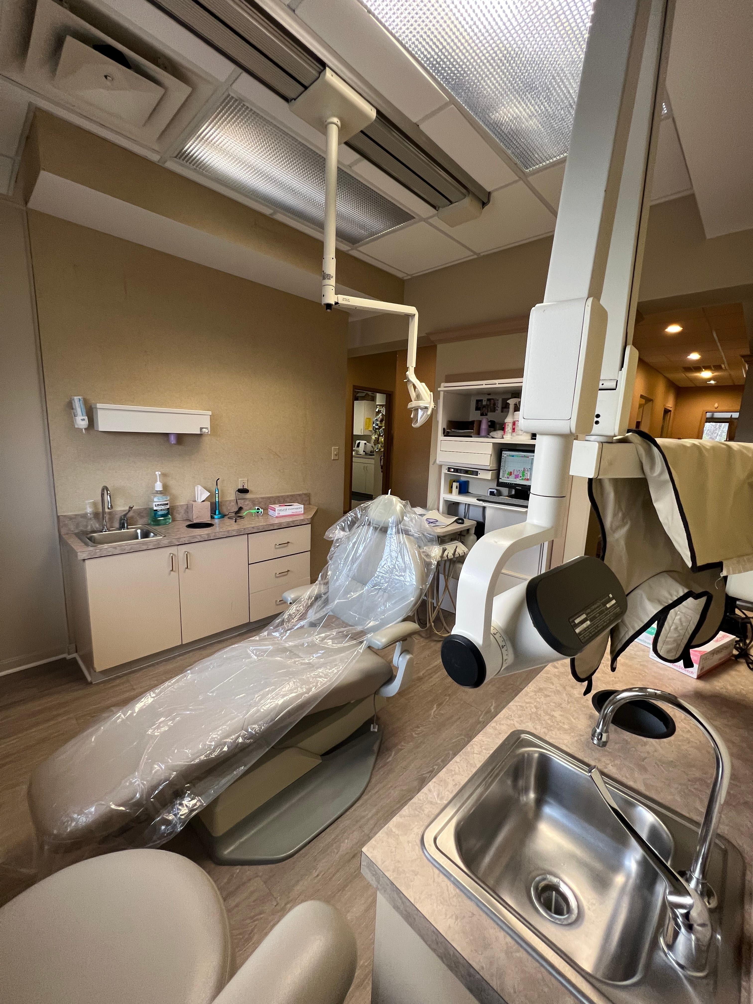 MK&C Dental Group Middletown Image