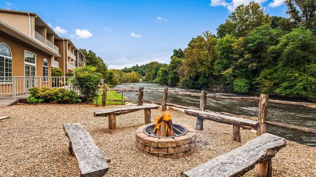 Images Best Western Plus River Escape Inn & Suites