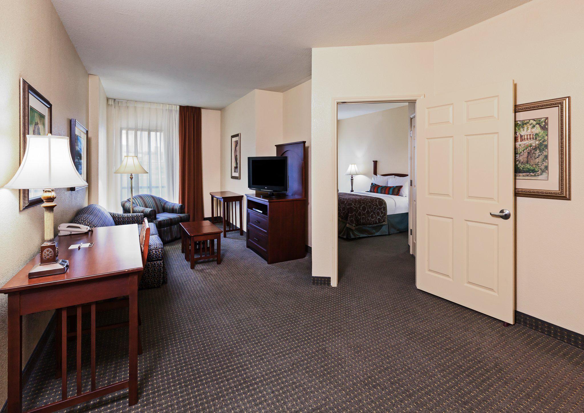 Staybridge Suites San Antonio Downtown Conv Ctr Photo