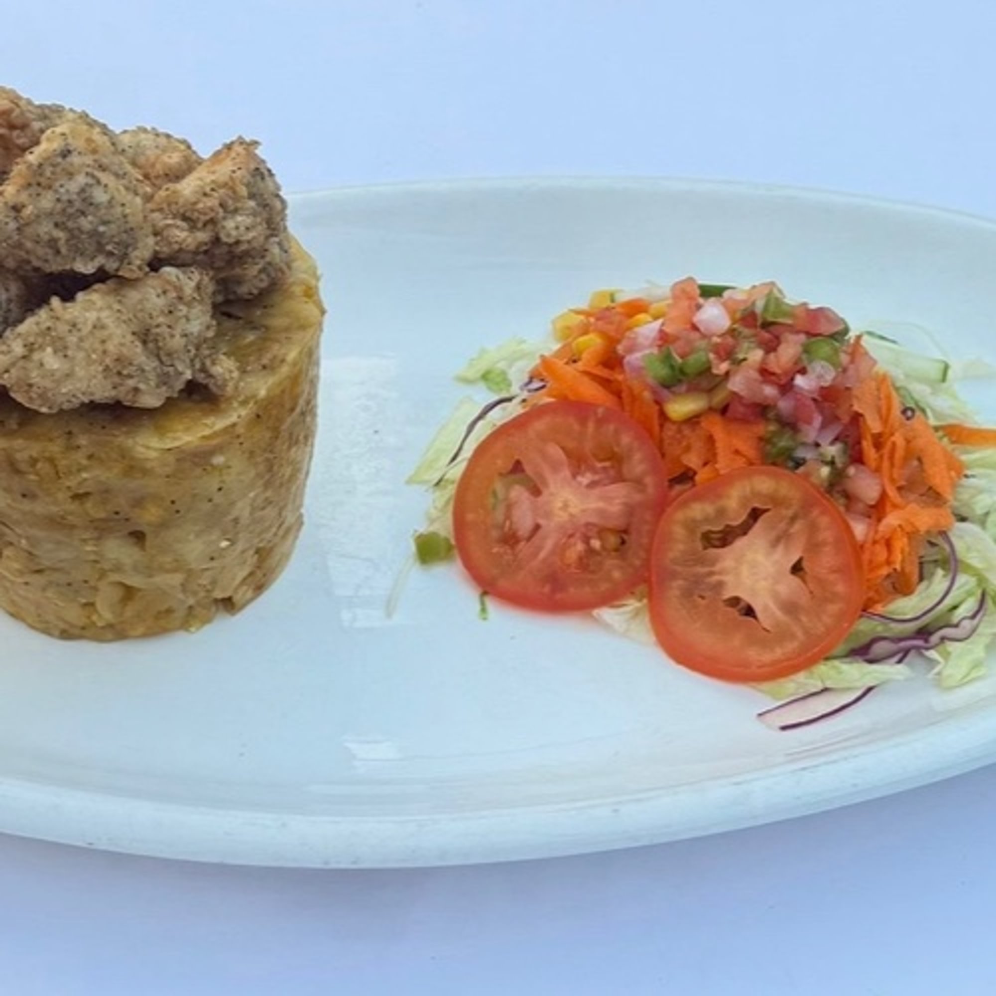 Fried Chicken / Chicharrón De Pollo