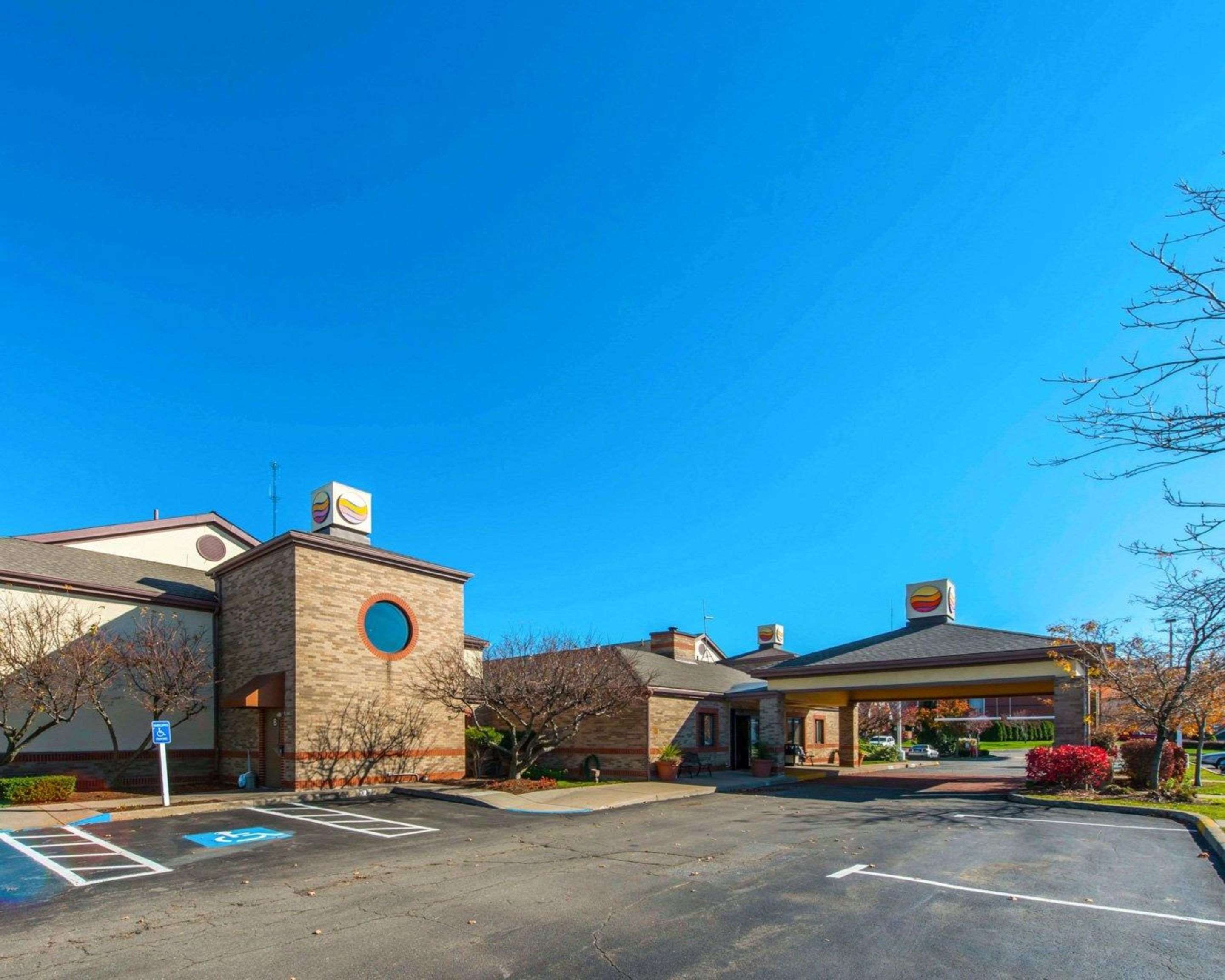 Comfort Inn & Suites Photo