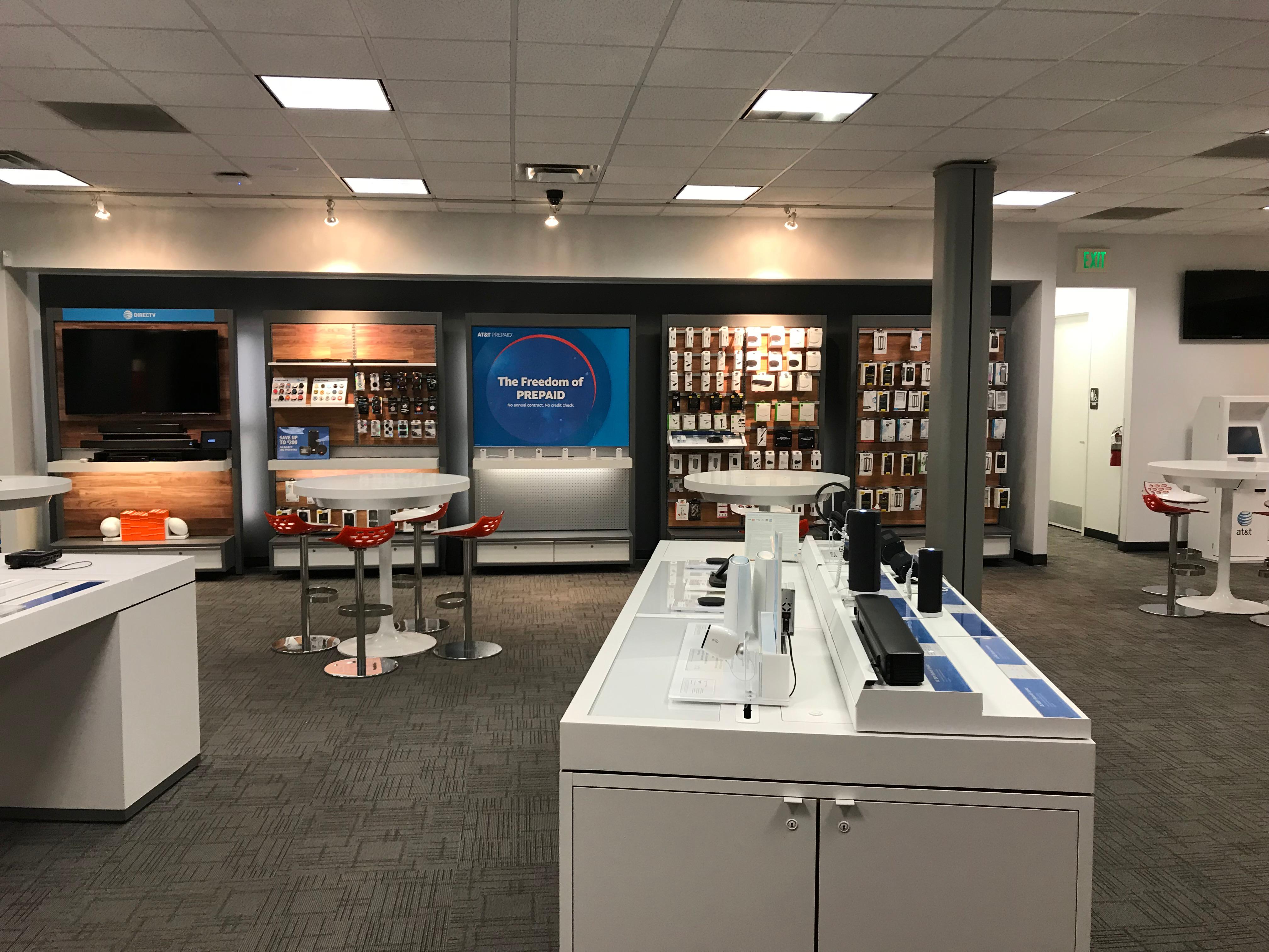 AT&T Store Photo