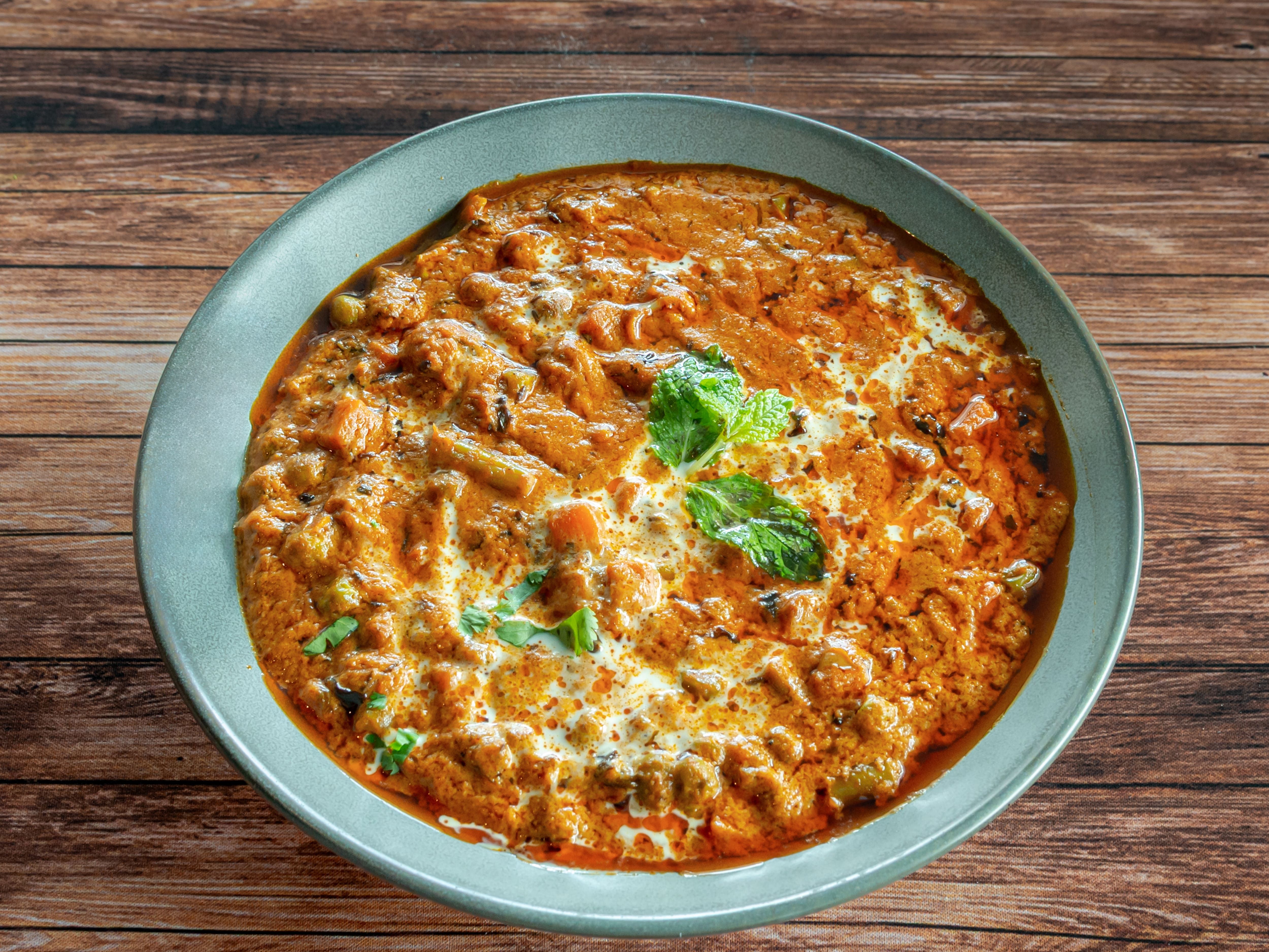 VEG DIWANI HANDI
