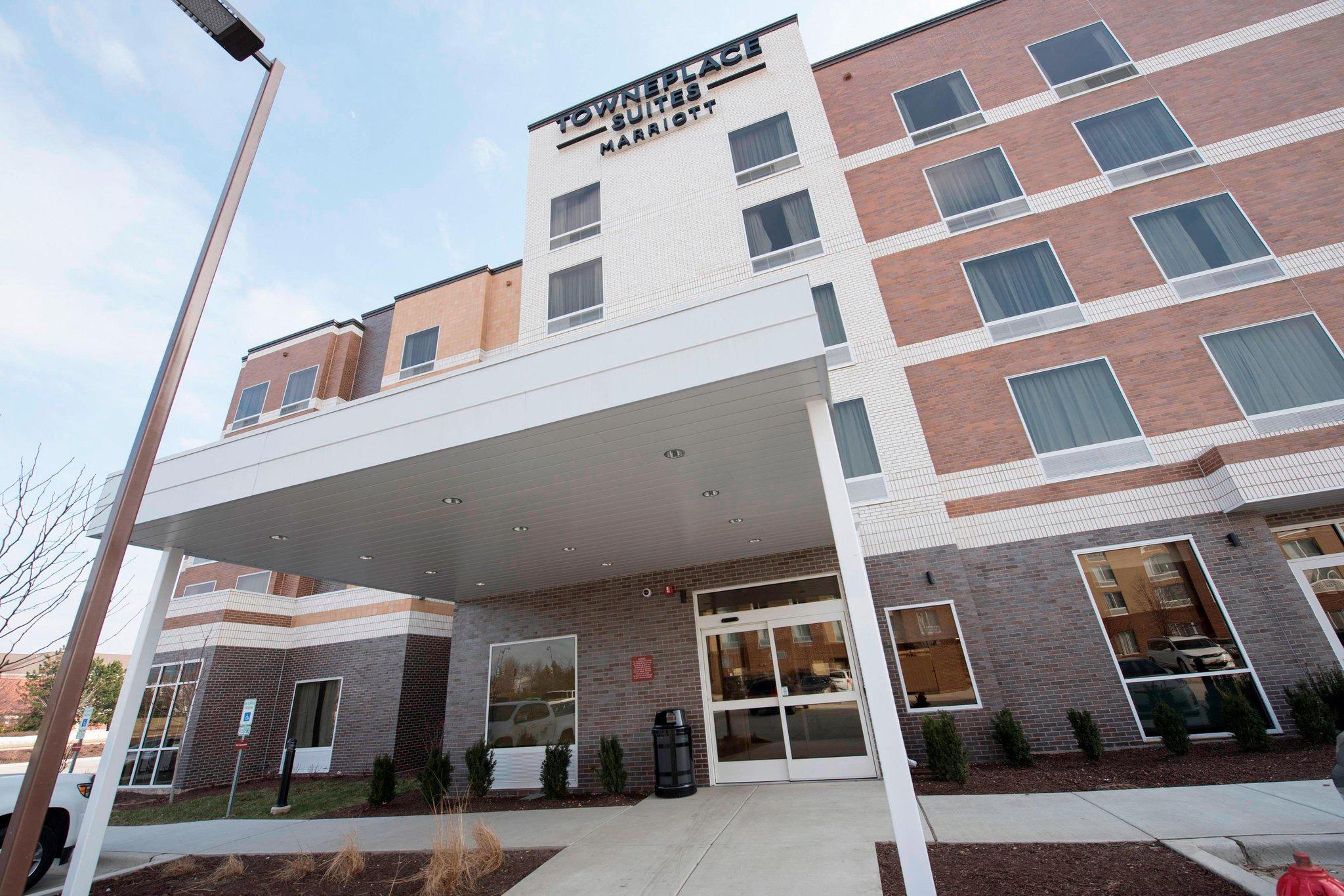 TownePlace Suites by Marriott Chicago Schaumburg Photo