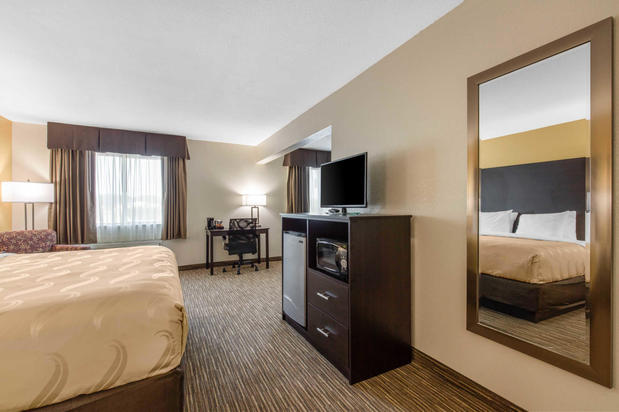 Images Quality Inn & Suites