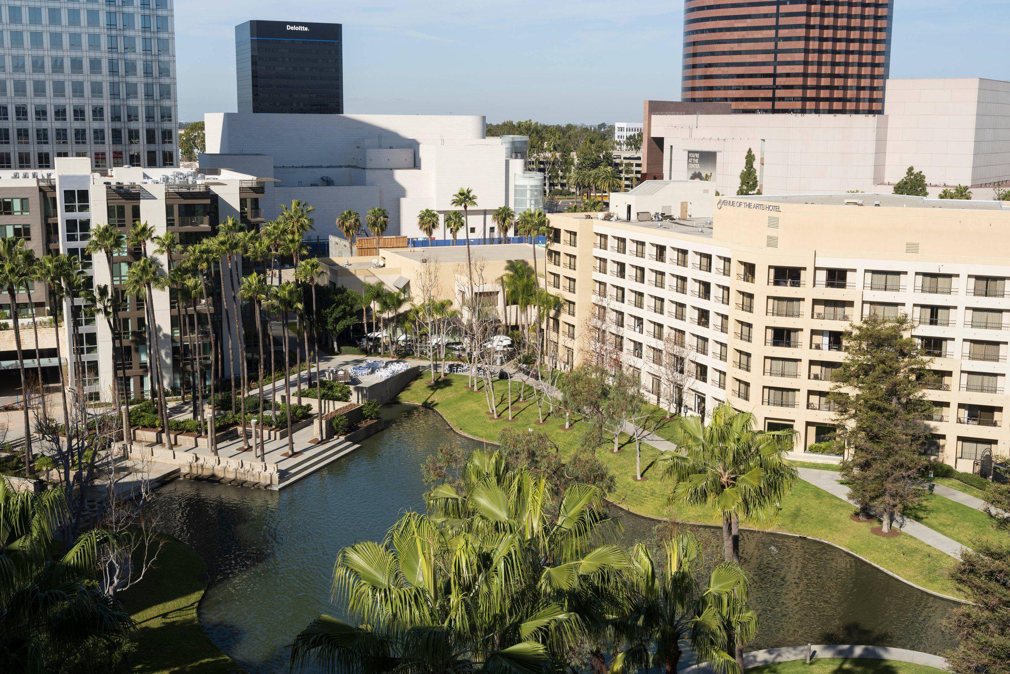 Costa Mesa Marriott Photo