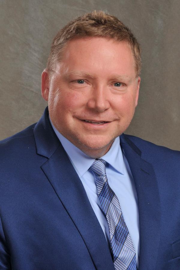 Edward Jones - Financial Advisor: Robert R Wisneski II, AAMS® Photo