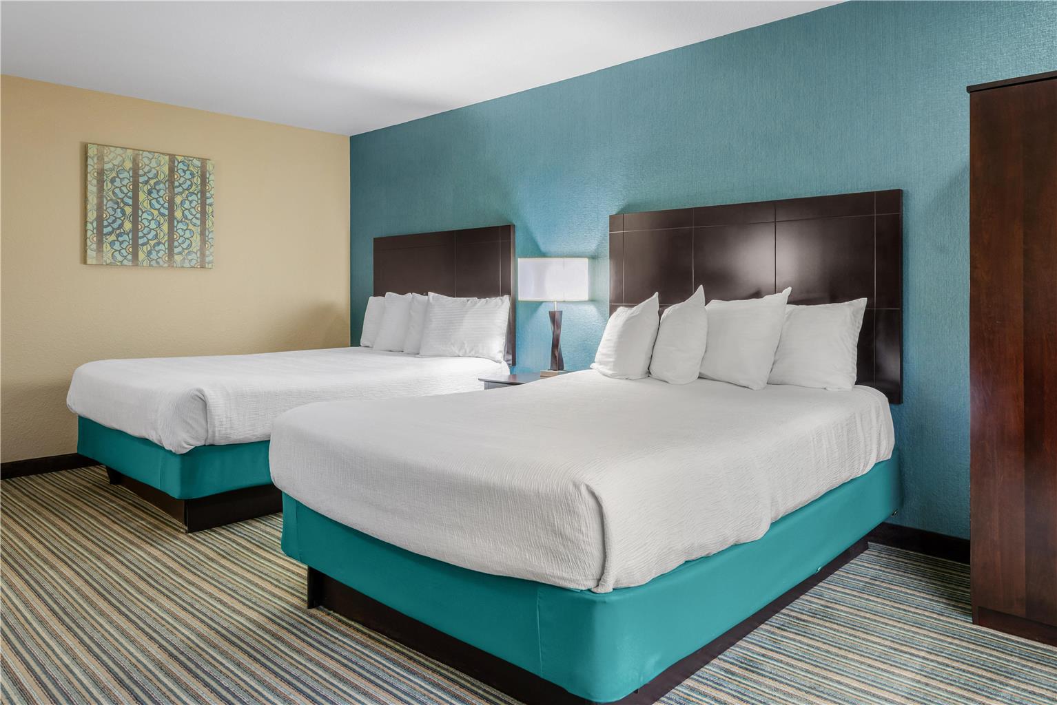 Best Western Long Beach Inn Image