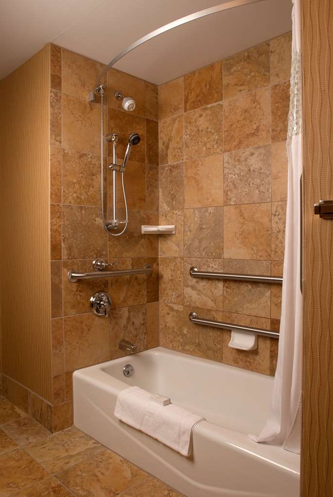 Hampton Inn Tomah Image