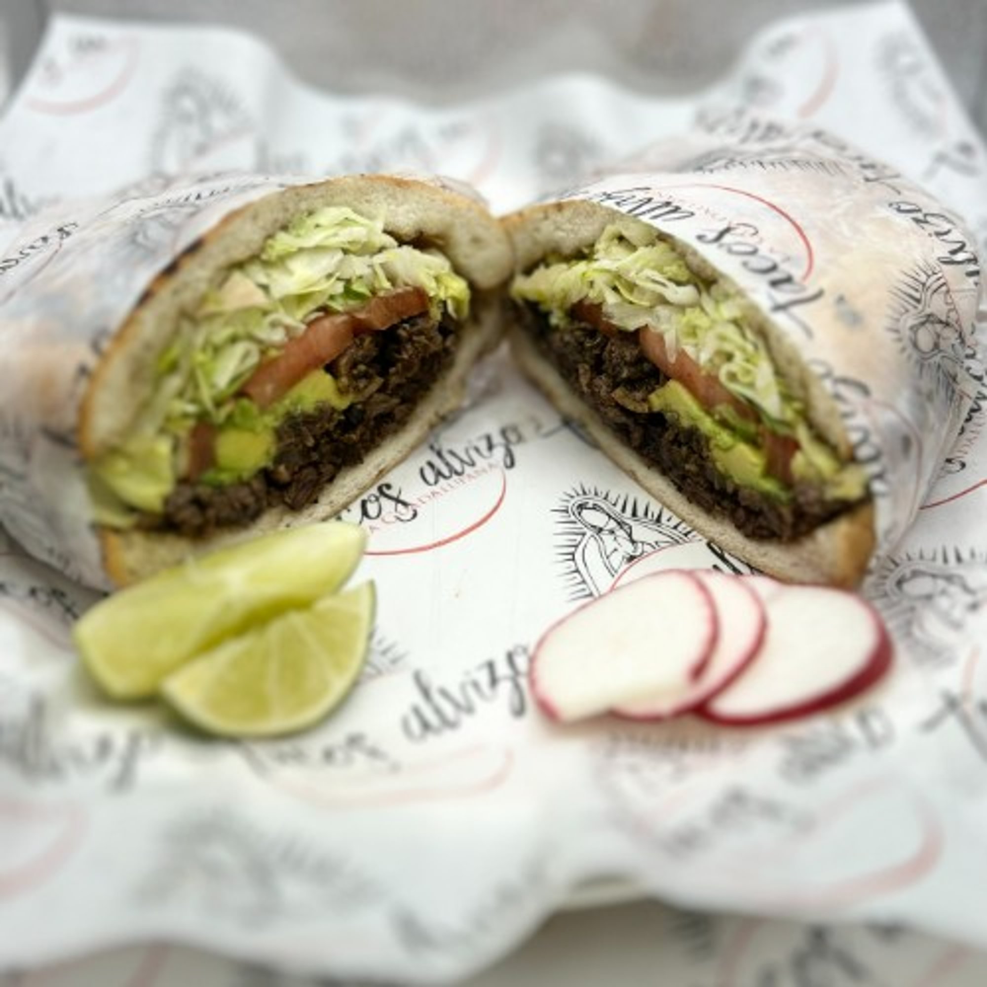 Torta Carnitas