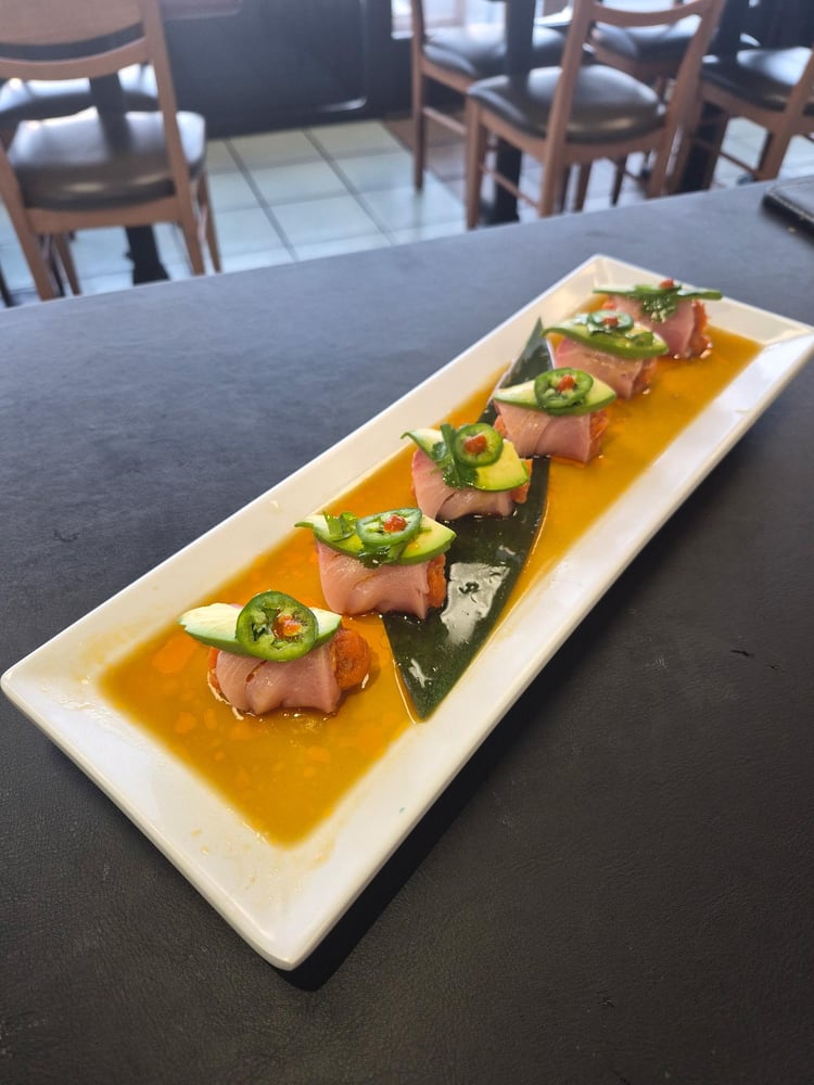 SA16-YELLOWTAIL FIESTA