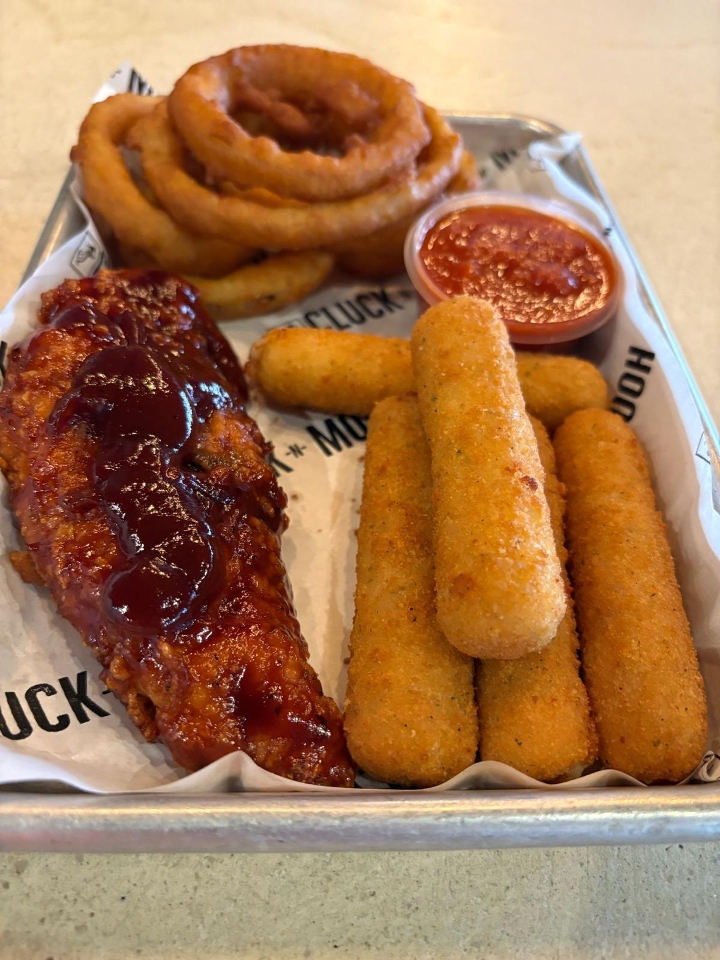 APPETIZER SAMPLER