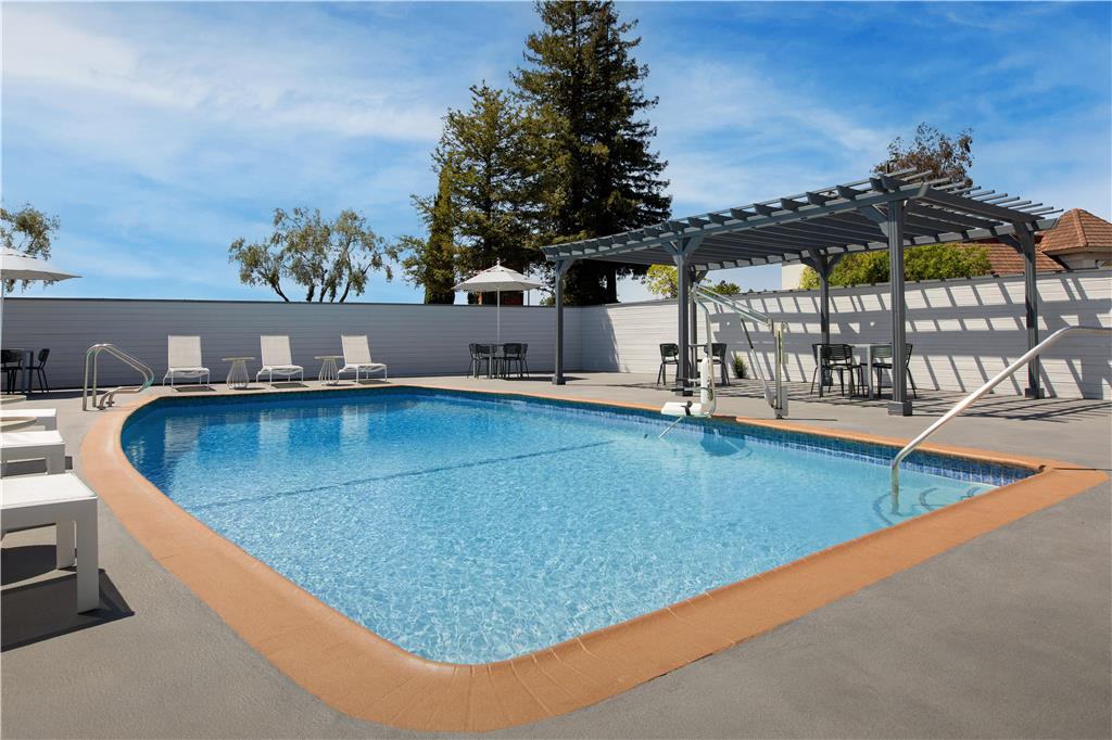 Spark by Hilton San Jose Airport Image