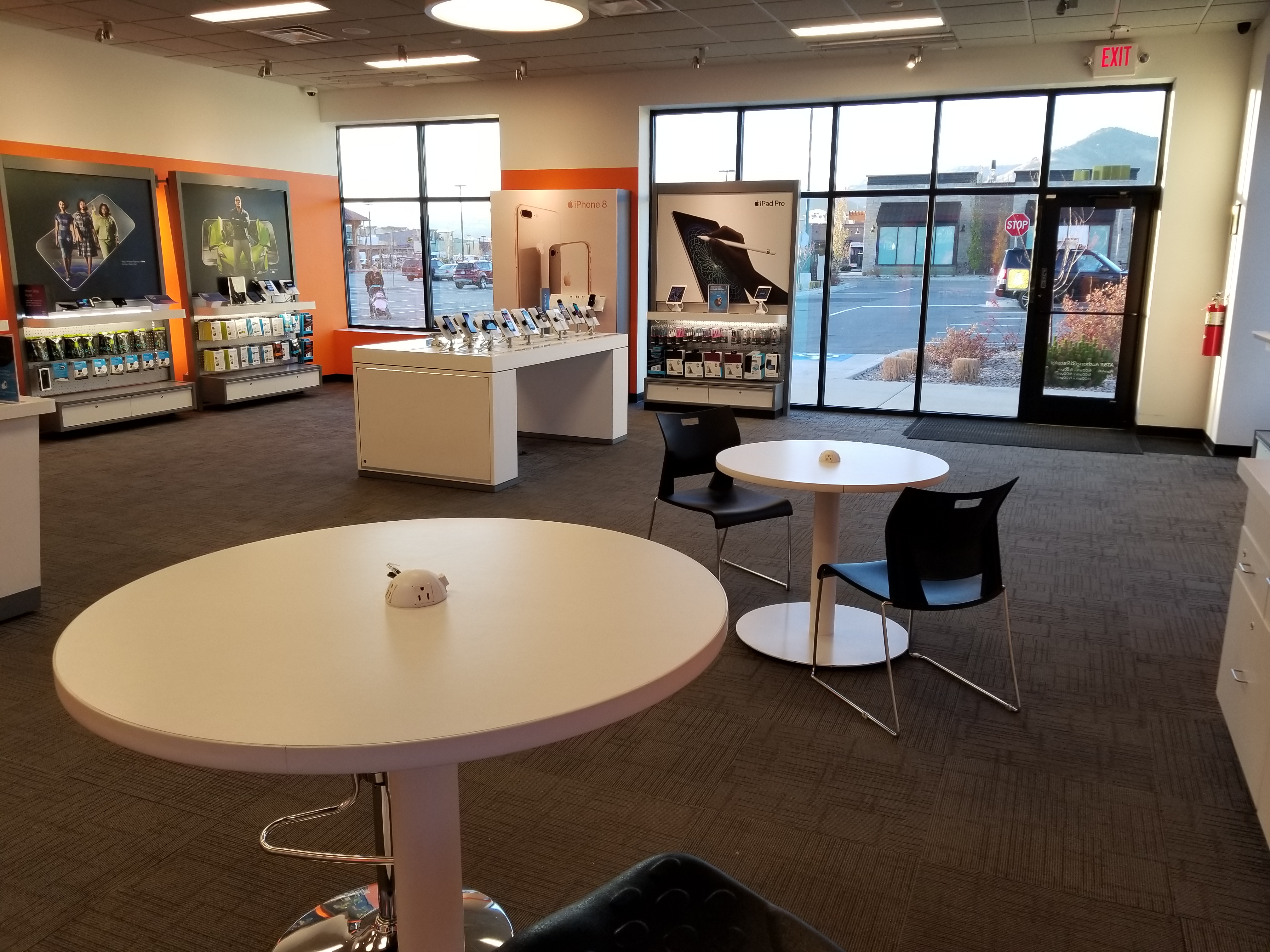 AT&T Store Photo