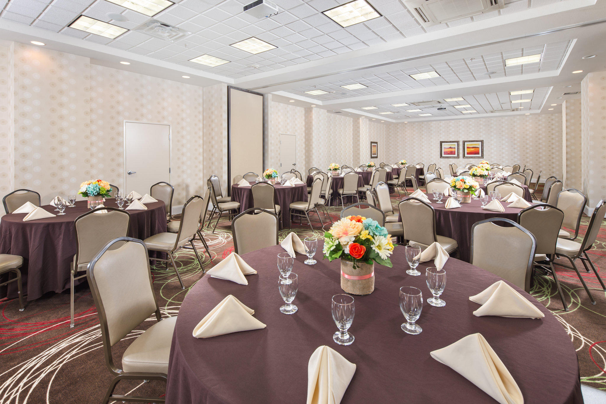 Holiday Inn Chattanooga - Hamilton Place Photo