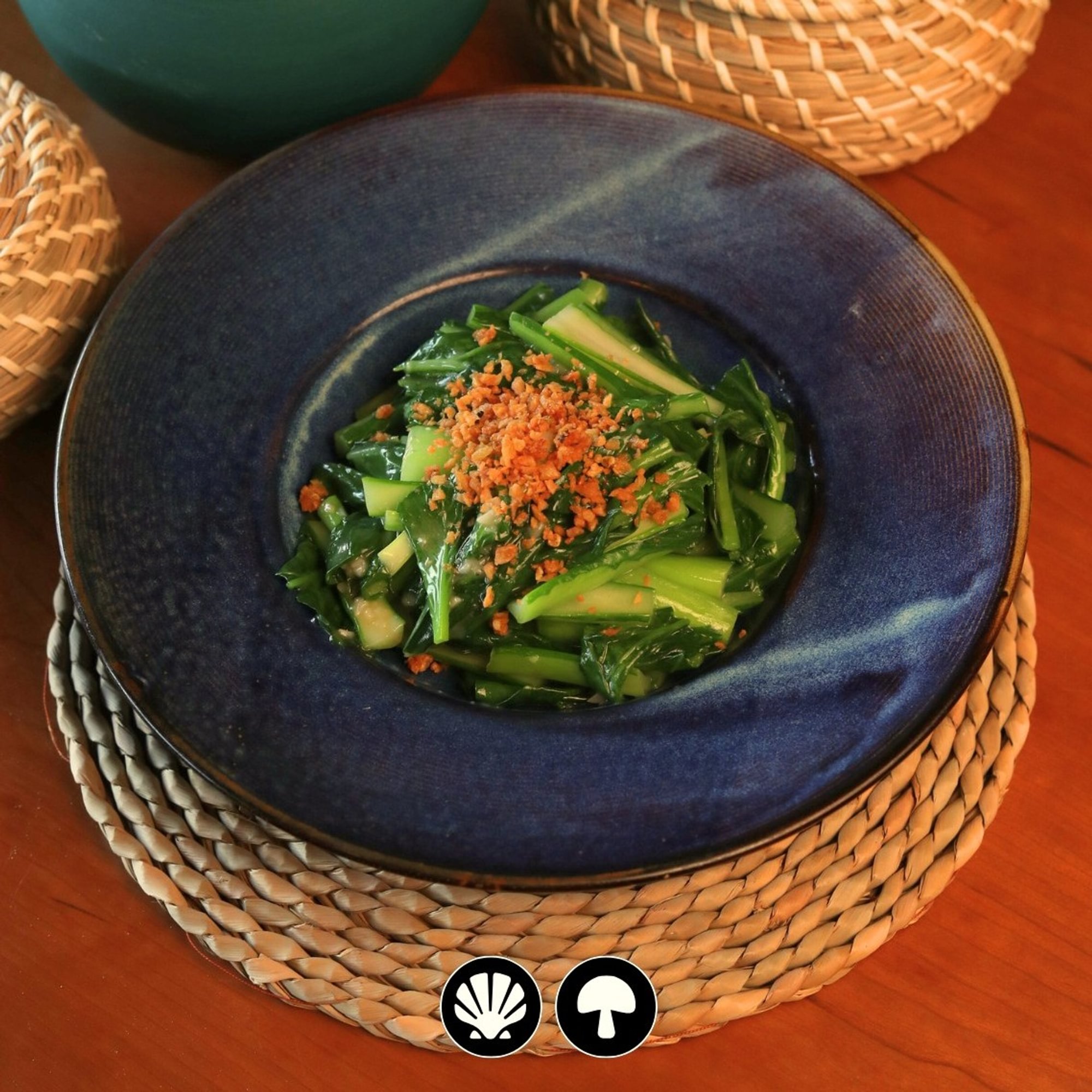 Stir-Fried Sweet Greens (Yu Choy) With Garlic / Cải Ngọt Xào Tỏi