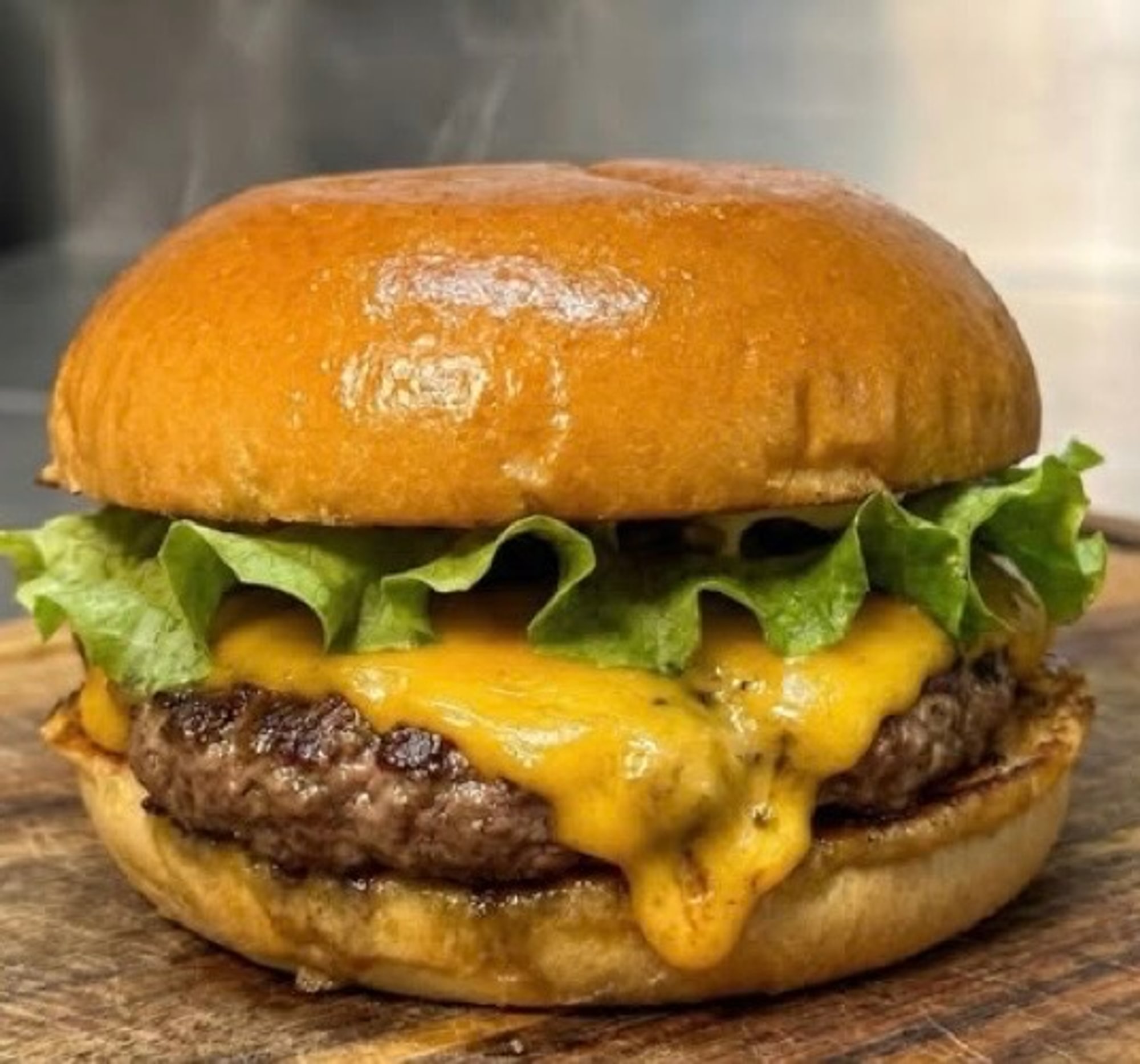 MARY'S CHEESEBURGER