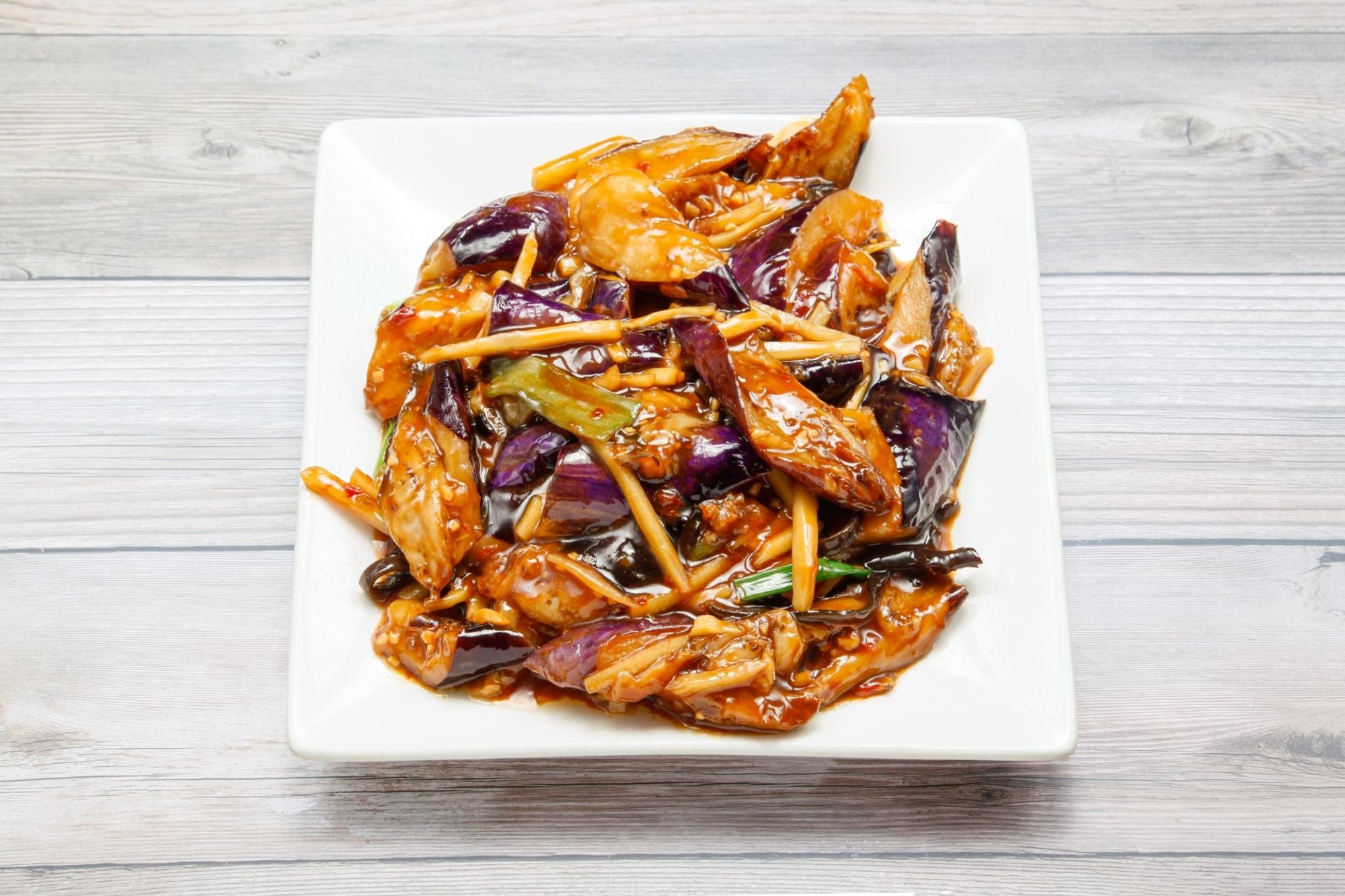 Eggplant with garlic sauce (lunch) / 鱼香茄子（午）