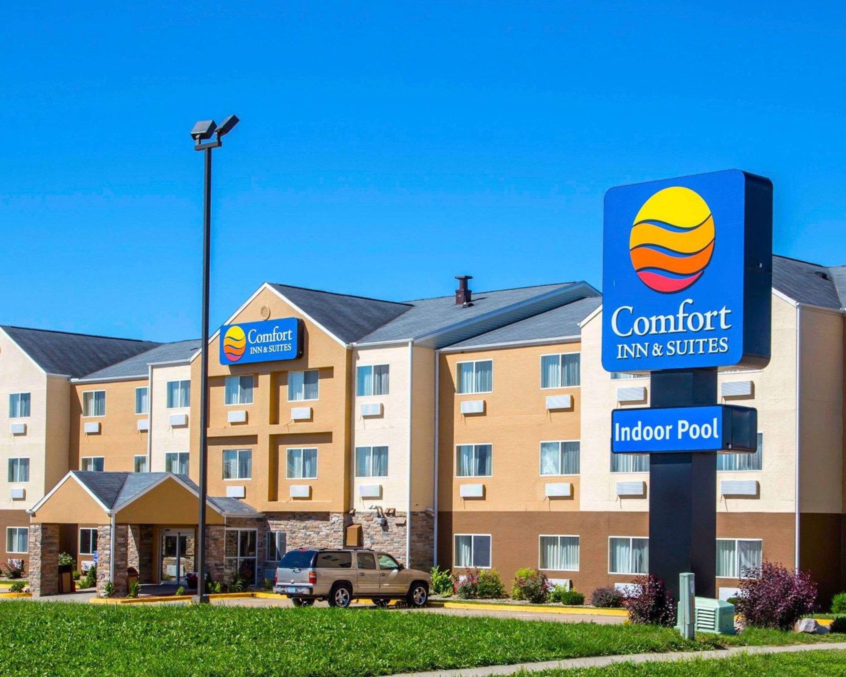 Comfort Inn & Suites Coralville - Iowa City Near Iowa River Landing Photo