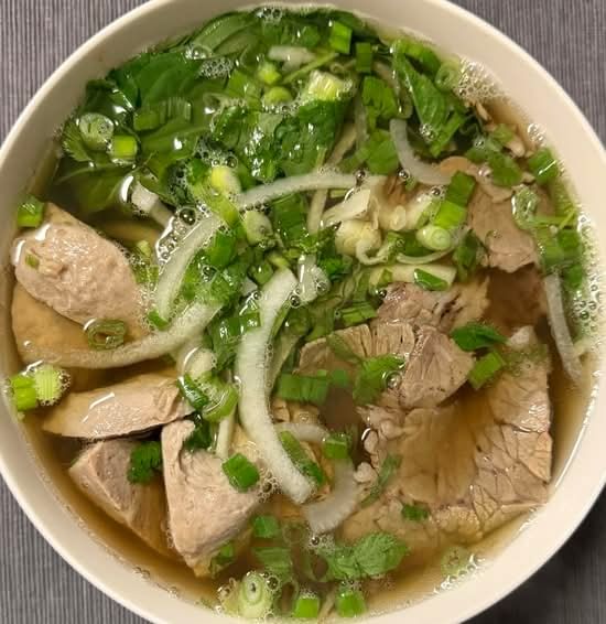 P11 - Brisket & Meatballs Phở - Phở Nam Bò Viên