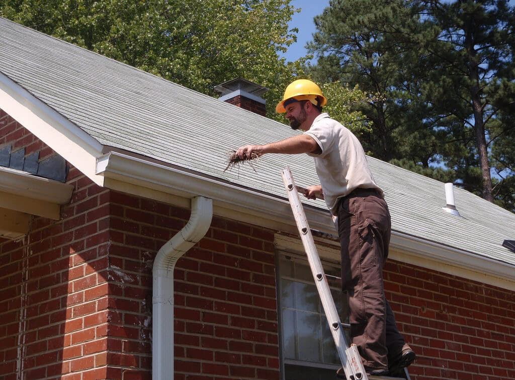 Roy's Roof Repair Photo