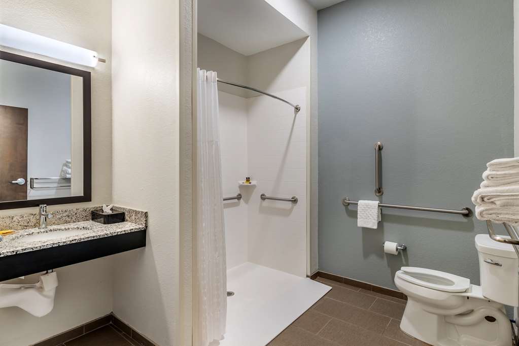 Best Western Plus Bluffton / Hilton Head Hotel Image