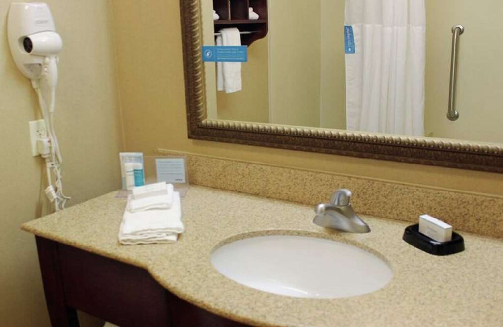 Hampton Inn Gallipolis Image