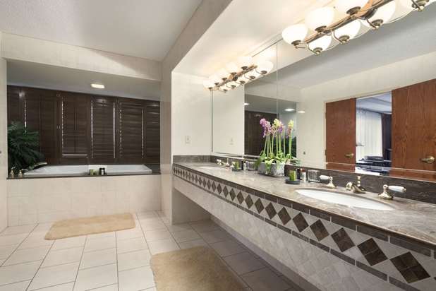 Images Embassy Suites by Hilton Omaha Downtown Old Market