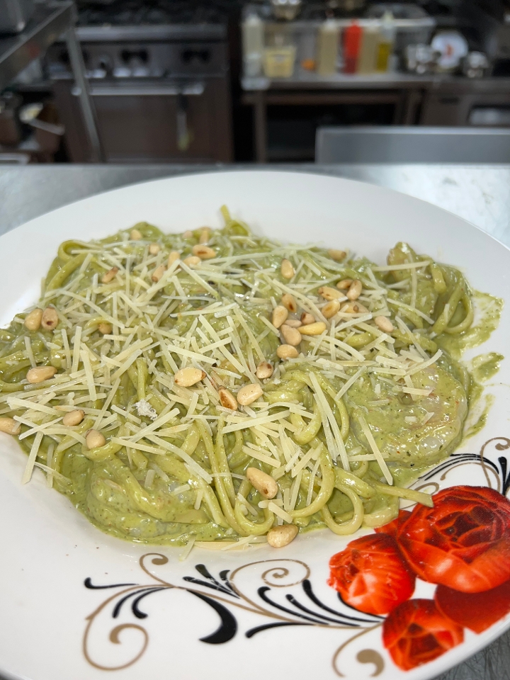 Linguine Pesto Lunch