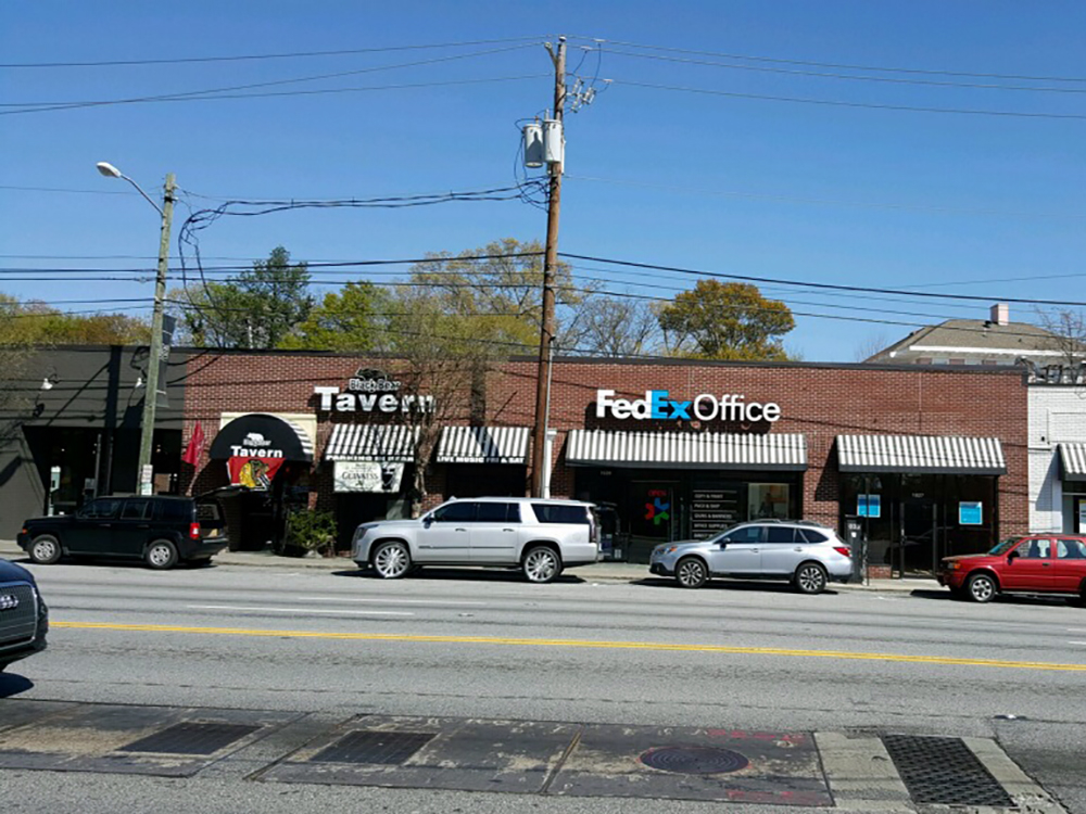 FedEx Office Print & Ship Center Photo